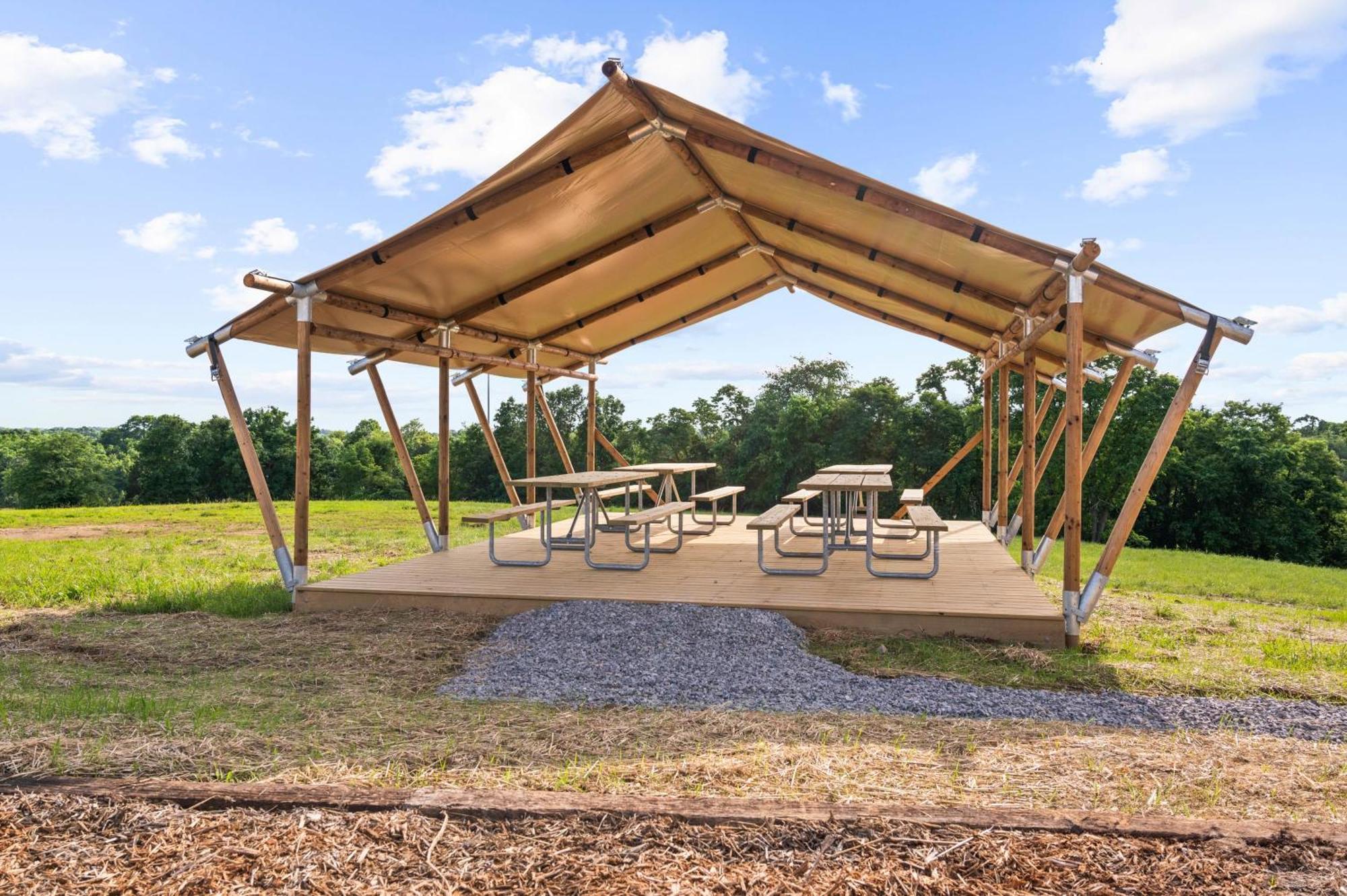 The Lodges At Eden Reserve - Pet Friendly Cabins Near Ark วิลเลียมส์ทาวน์ ภายนอก รูปภาพ